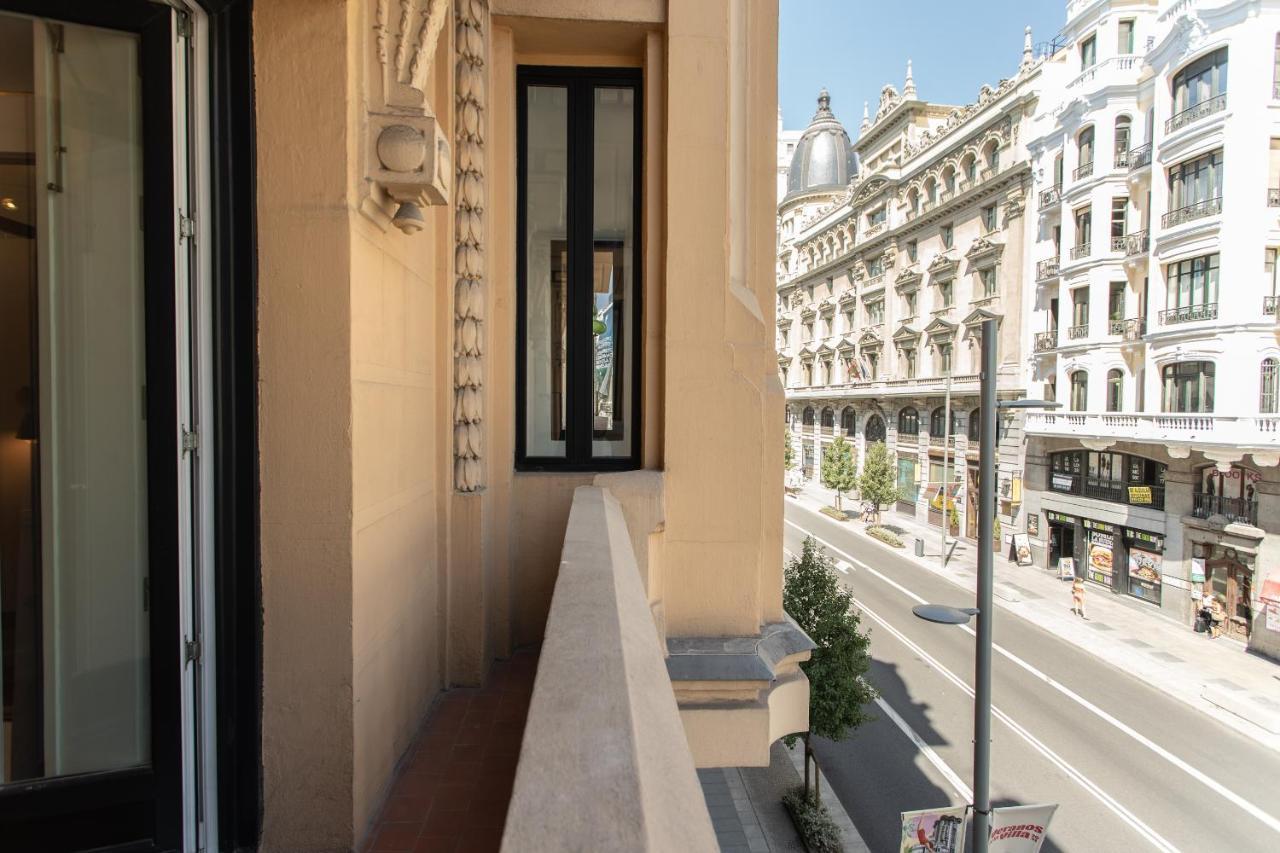 Suites You Gran Via Мадрид Екстериор снимка