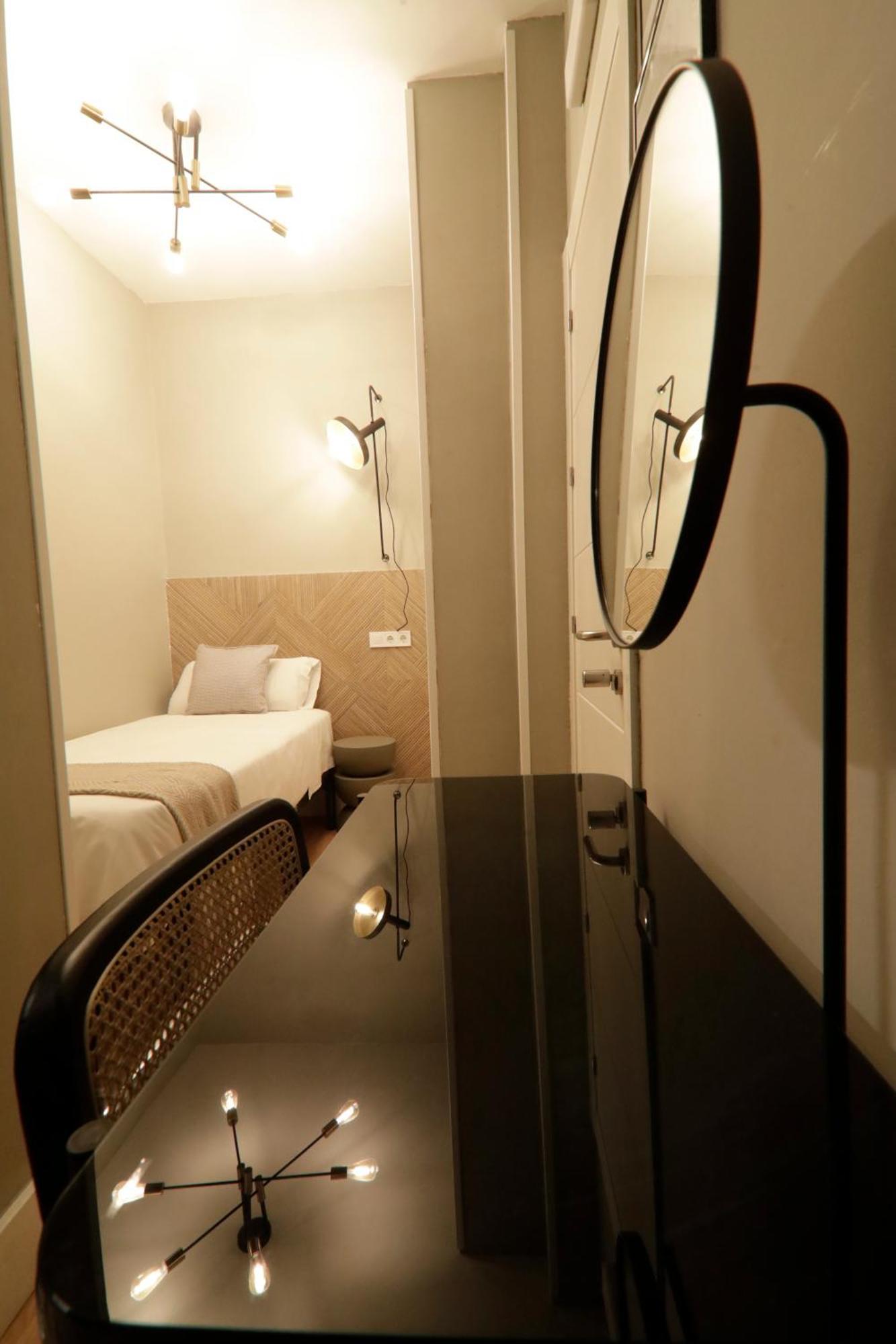Suites You Gran Via Мадрид Екстериор снимка